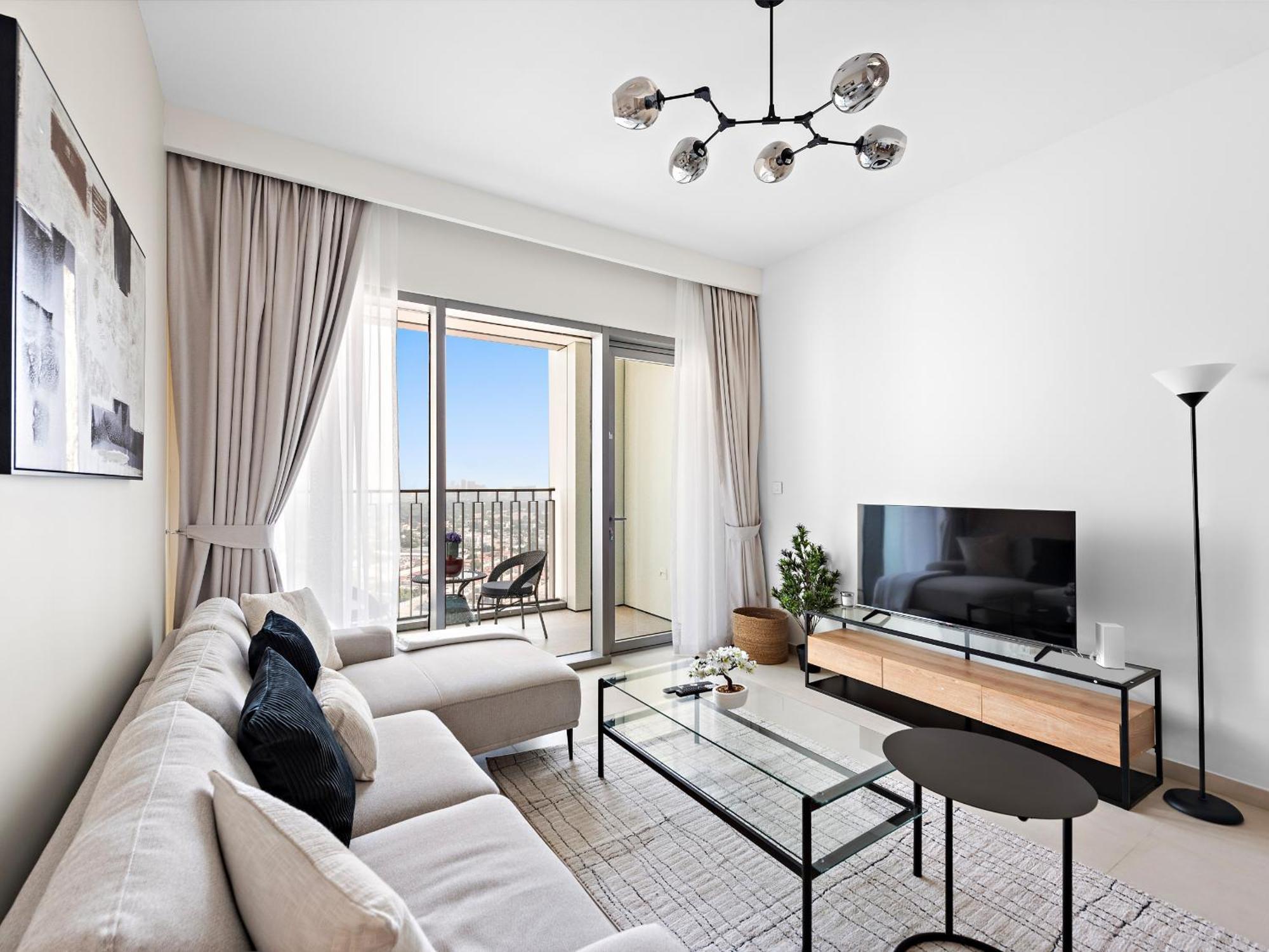 Apartment Brand New Elegant 1bdr Direct Access To Mall *