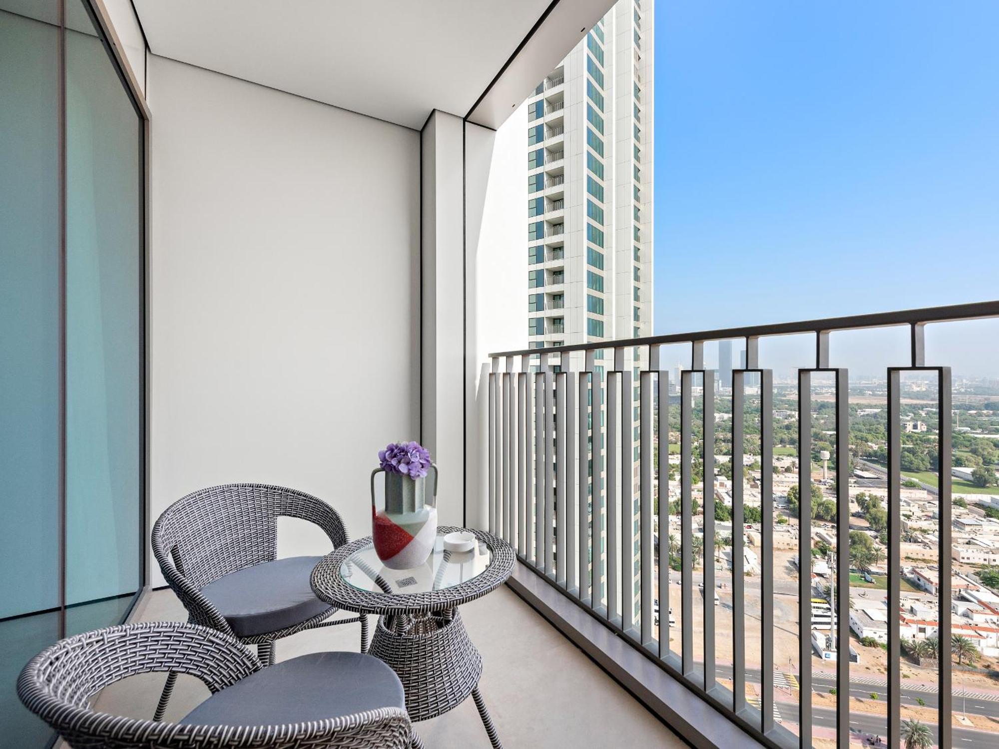 Brand New Elegant 1bdr Direct Access To Mall *