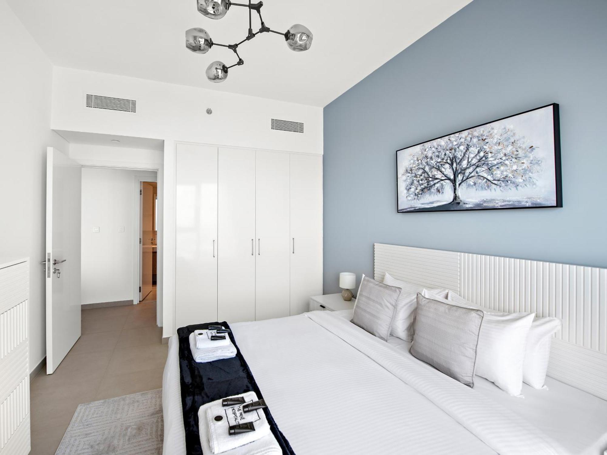 Brand New Elegant 1bdr Direct Access To Mall Apartment Dubai