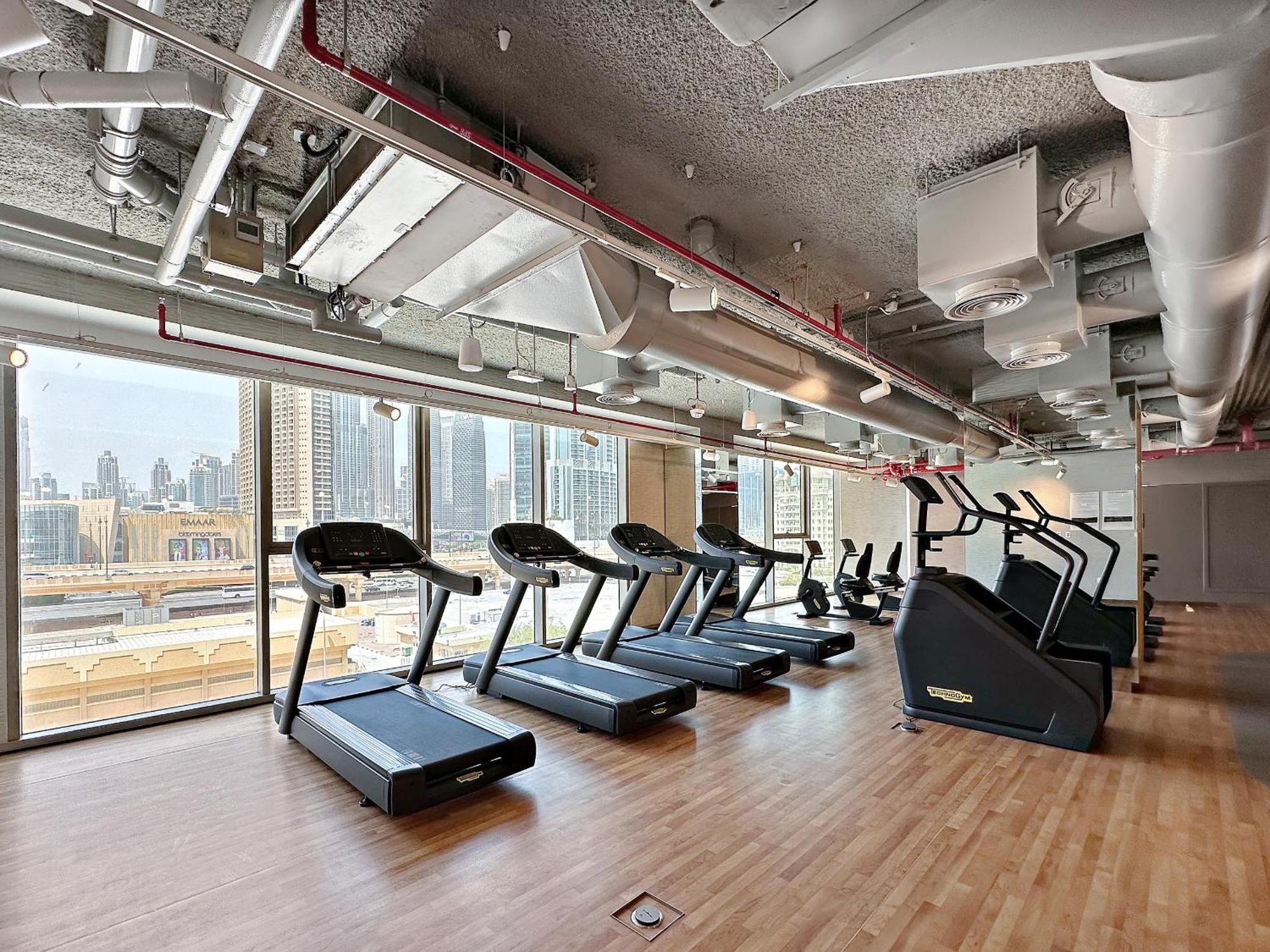 Brand New Elegant 1bdr Direct Access To Mall *