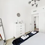 Brand New Elegant 1Bdr Direct Access To Dubai Mall